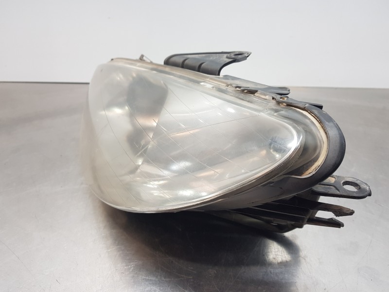 Recambio de faro izquierdo para peugeot 206 cc xs referencia OEM IAM 9628666880 6204S9 