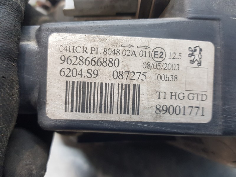 Recambio de faro izquierdo para peugeot 206 cc xs referencia OEM IAM 9628666880 6204S9 