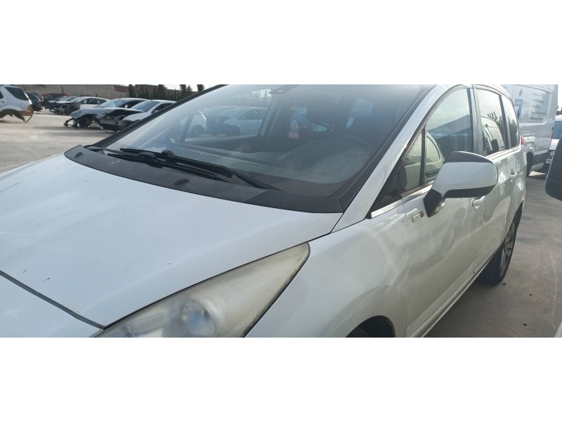 peugeot 5008 del año 2013