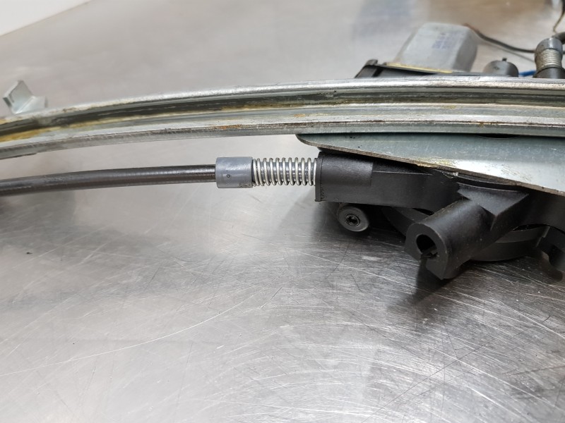 Recambio de elevalunas delantero derecho para peugeot 206 cc xs referencia OEM IAM 9222Y2  