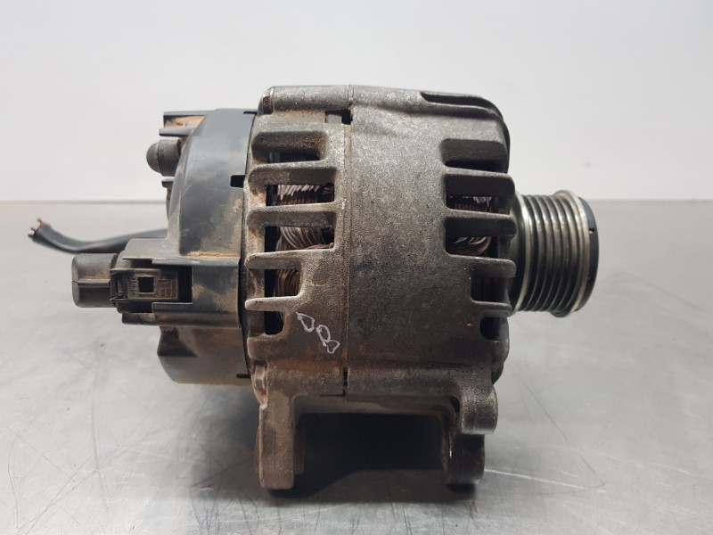 Recambio de alternador para seat altea (5p1) style referencia OEM IAM 03L903023F 2607703A 