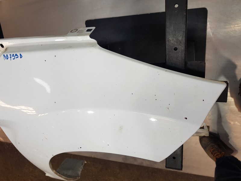 Recambio de aleta delantera derecha para ford fiesta (cb1) active referencia OEM IAM 1777180 C1BBA16015AA  Recambio de aleta delantera derecha para ford fiesta (cb1) active referencia OEM IAM 1777180 C1BBA16015AA