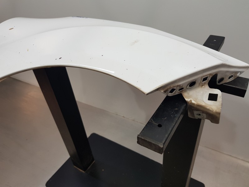 Recambio de aleta delantera derecha para ford fiesta (cb1) active referencia OEM IAM 1777180 C1BBA16015AA  Recambio de aleta delantera derecha para ford fiesta (cb1) active referencia OEM IAM 1777180 C1BBA16015AA