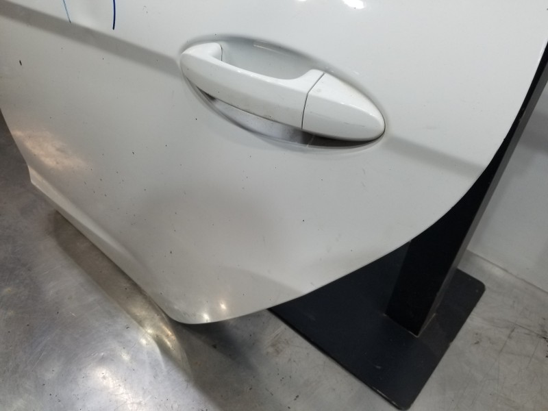 Recambio de puerta trasera izquierda para ford fiesta (cb1) active referencia OEM IAM 1692503 P8A61A24631KA  Recambio de puerta trasera izquierda para ford fiesta (cb1) active referencia OEM IAM 1692503 P8A61A24631KA