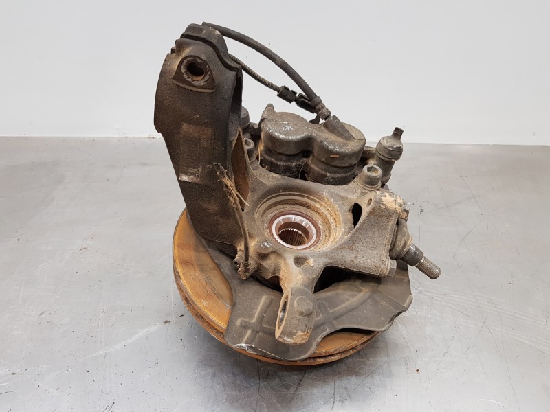 Recambio de mangueta delantera izquierda para peugeot boxer combi bus referencia OEM IAM 1690531480 1612735380 