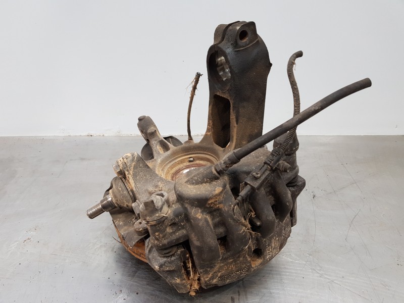 Recambio de mangueta delantera izquierda para peugeot boxer combi bus referencia OEM IAM 1690531480 1612735380 