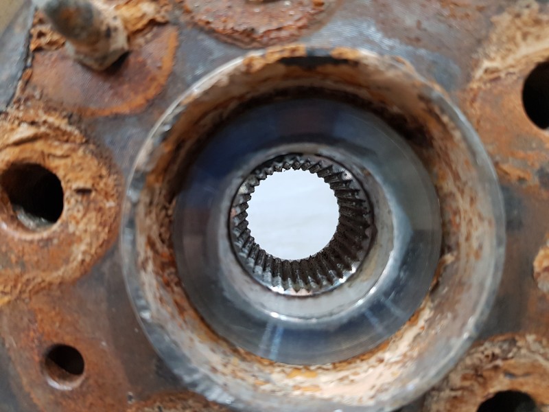 Recambio de mangueta delantera izquierda para peugeot boxer combi bus referencia OEM IAM 1690531480 1612735380 