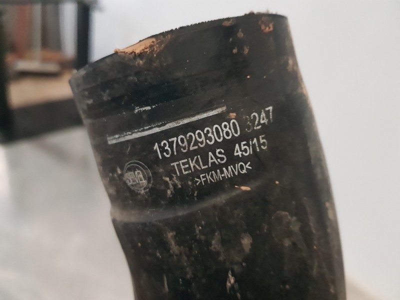 Recambio de tubo presion turbocompresor para peugeot boxer combi bus referencia OEM IAM 1686705780 1379293080 1617244480