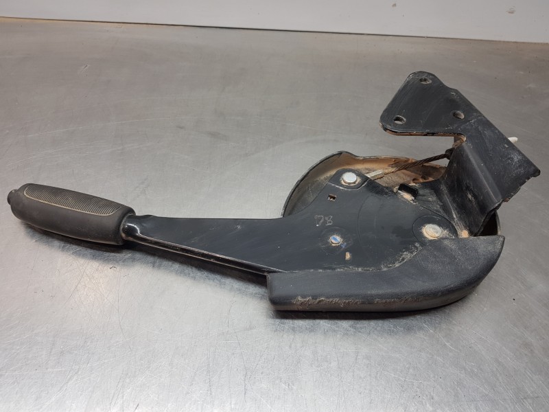 Recambio de palanca freno de mano para peugeot boxer combi bus referencia OEM IAM 4701C2  