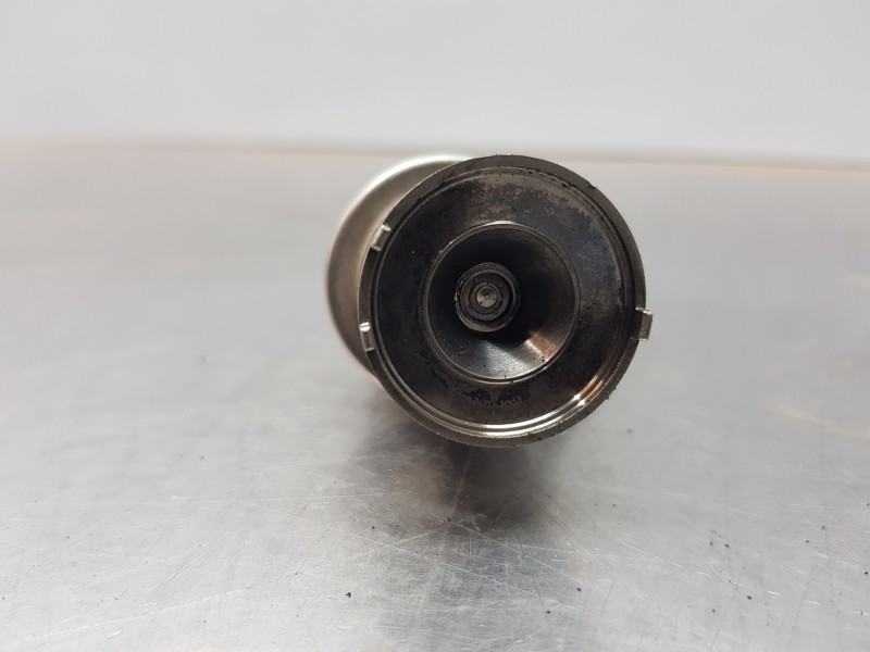 Recambio de inyector para peugeot boxer combi bus referencia OEM IAM 9801187080  