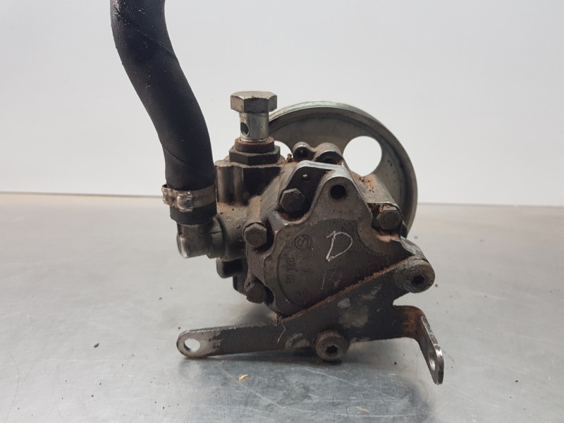 Recambio de bomba direccion para peugeot boxer combi bus referencia OEM IAM 9805820980  