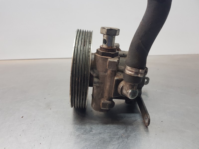 Recambio de bomba direccion para peugeot boxer combi bus referencia OEM IAM 9805820980  