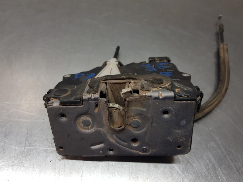 Recambio de cerradura puerta delantera derecha para peugeot boxer combi bus referencia OEM IAM 1350147080  