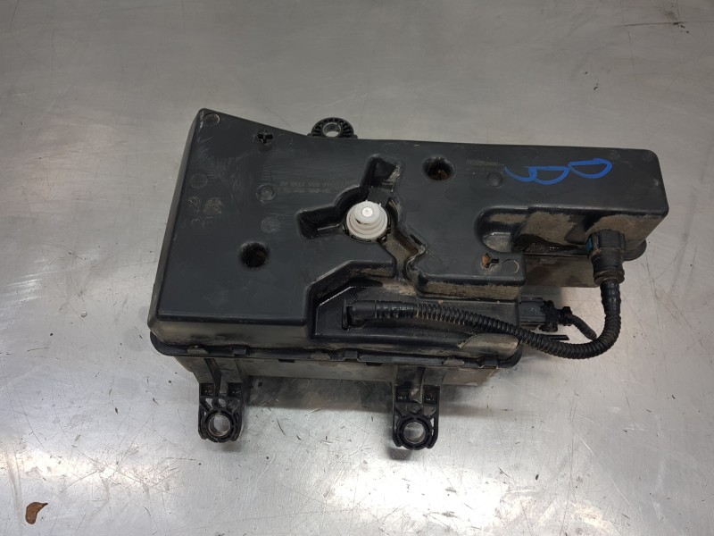 Recambio de deposito aditivo fap ( urea - adblue ) para peugeot boxer combi bus referencia OEM IAM 9809653280 9806639880 