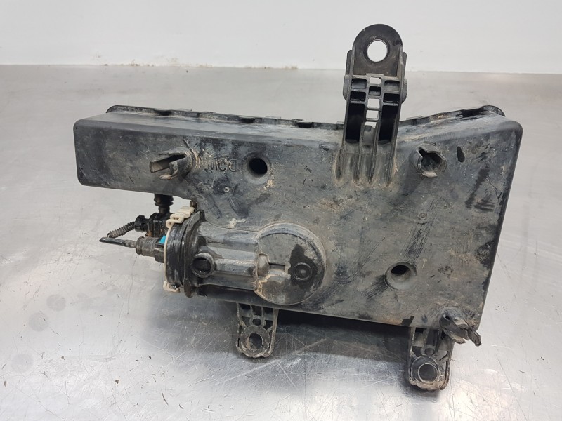 Recambio de deposito aditivo fap ( urea - adblue ) para peugeot boxer combi bus referencia OEM IAM 9809653280 9806639880 