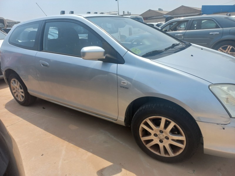 honda civic berlina 3 (ep1/2) del año 2002