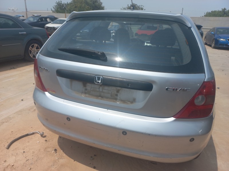 honda civic berlina 3 (ep1/2) del año 2002