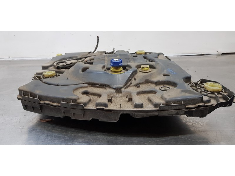 Recambio de deposito aditivo adblue fap ( deposito grande ) para citroen c-elysée exclusive referencia OEM IAM 9812914780  