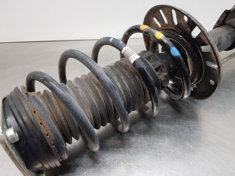 Recambio de amortiguador delantero derecho para peugeot rifter acces referencia OEM IAM 9826260680  