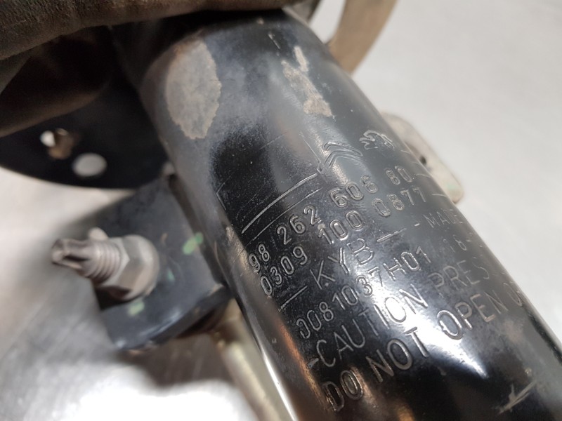 Recambio de amortiguador delantero derecho para peugeot rifter acces referencia OEM IAM 9826260680  