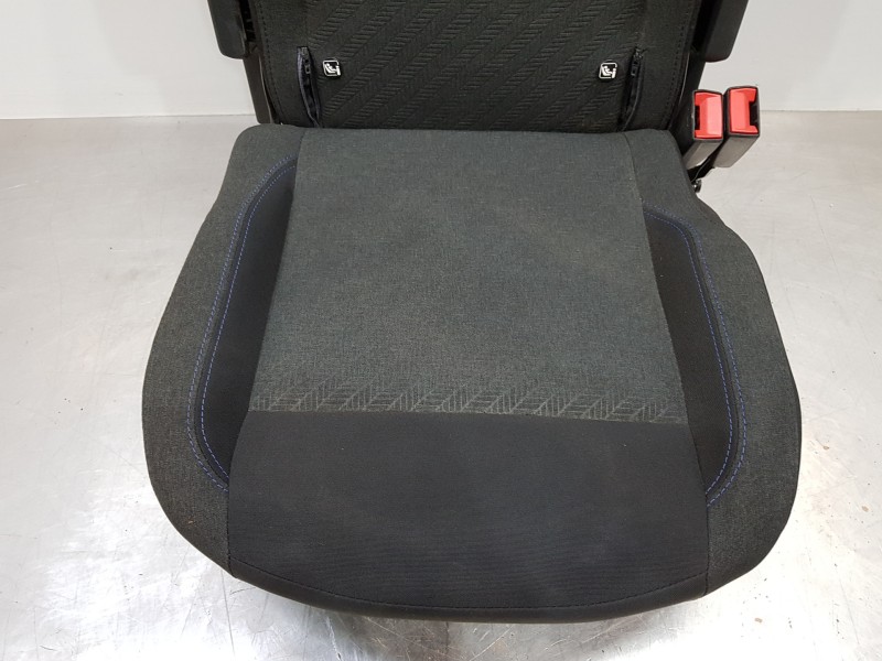 Recambio de asientos trasero derecho para peugeot rifter acces referencia OEM IAM 1680398480 9821688980 