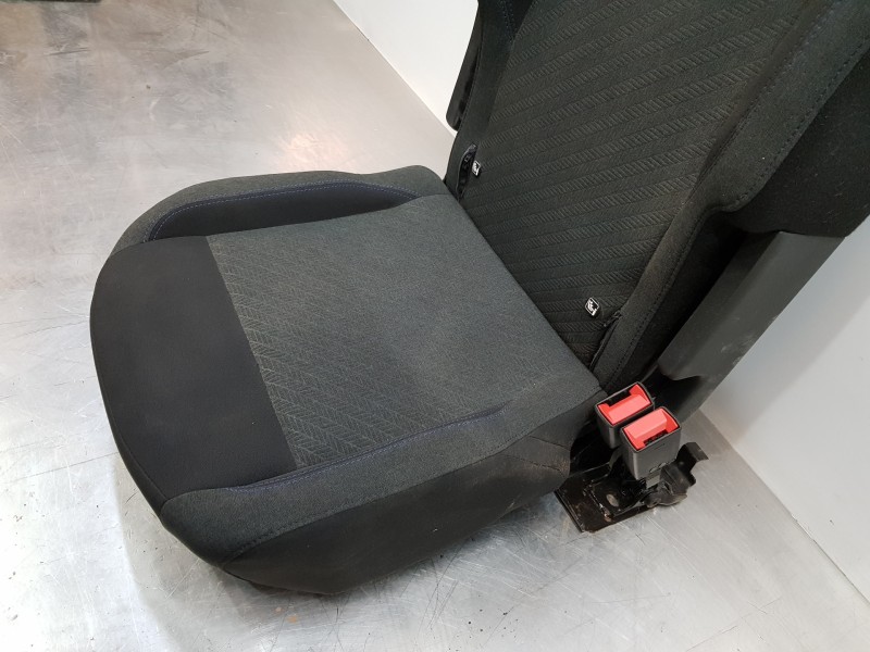 Recambio de asientos trasero derecho para peugeot rifter acces referencia OEM IAM 1680398480 9821688980 