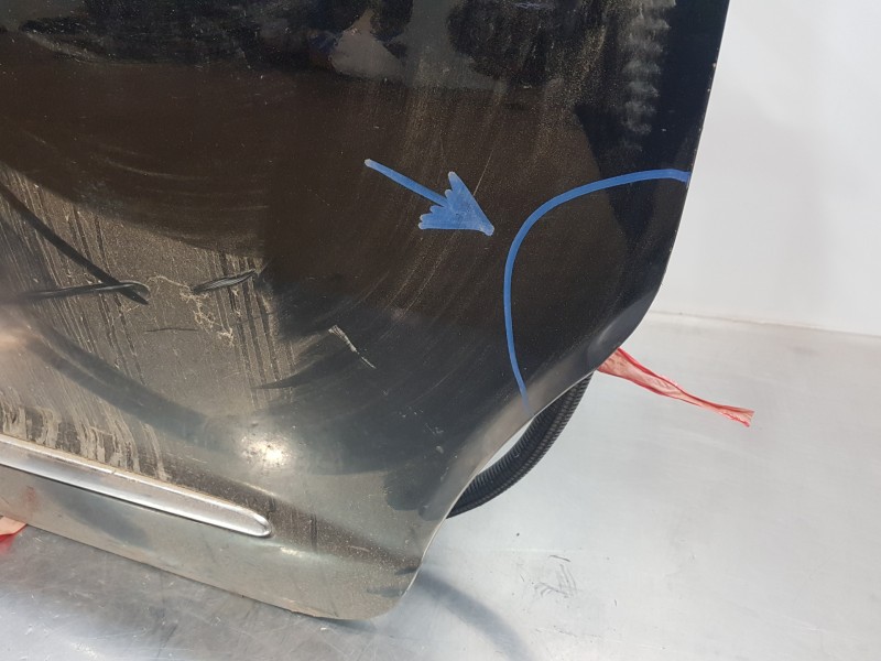 Recambio de puerta trasera izquierda para ssangyong rodius xdi limited referencia OEM IAM 6300321200  