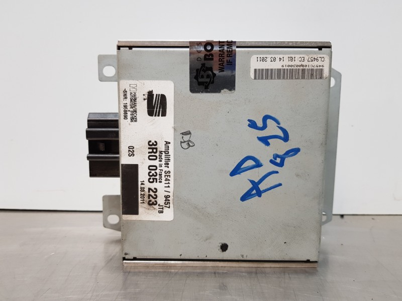 Recambio de amplificador de audio para seat exeo berlina (3r2) reference referencia OEM IAM 3R0035223   Recambio de amplificador de audio para seat exeo berlina (3r2) reference referencia OEM IAM 3R0035223