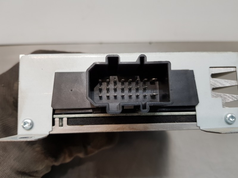 Recambio de amplificador de audio para seat exeo berlina (3r2) reference referencia OEM IAM 3R0035223   Recambio de amplificador de audio para seat exeo berlina (3r2) reference referencia OEM IAM 3R0035223