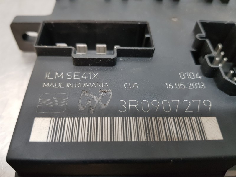 Recambio de modulo confort para seat exeo berlina (3r2) reference referencia OEM IAM 3R0907279 3R0907279Z0Y 