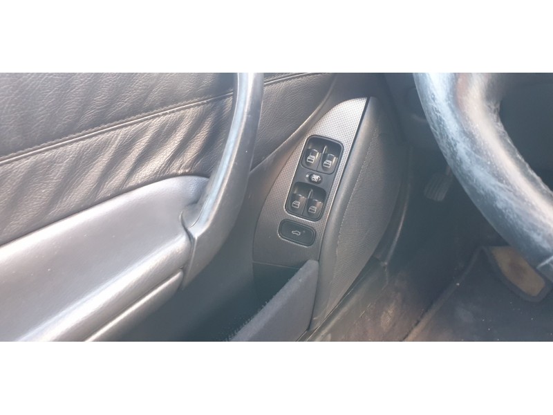 mercedes clase c (w203) berlina del año 2000