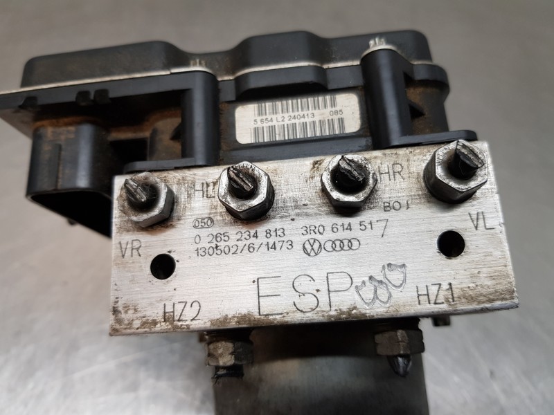 Recambio de abs para seat exeo berlina (3r2) reference referencia OEM IAM 3R0614517 0265234813  Recambio de abs para seat exeo berlina (3r2) reference referencia OEM IAM 3R0614517 0265234813