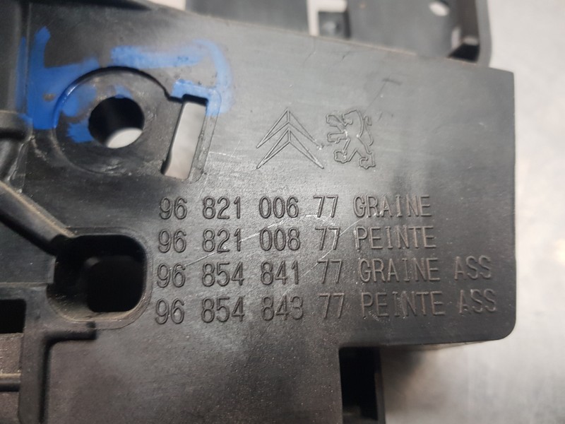 Recambio de cerradura puerta lateral derecha para peugeot partner kasten active referencia OEM IAM 9137N8   Recambio de cerradura puerta lateral derecha para peugeot partner kasten active referencia OEM IAM 9137N8