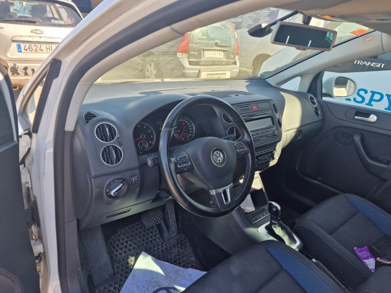 volkswagen golf plus (521) del año 2023