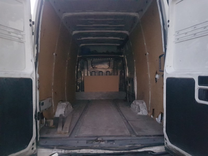 iveco daily caja cerrada (2006 =>) del año 2010