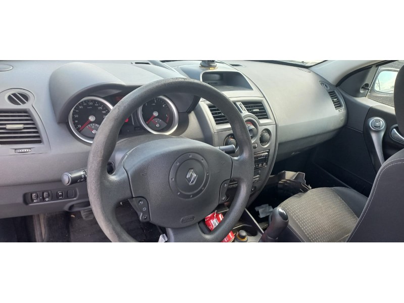 renault megane ii berlina 3p del año 2005