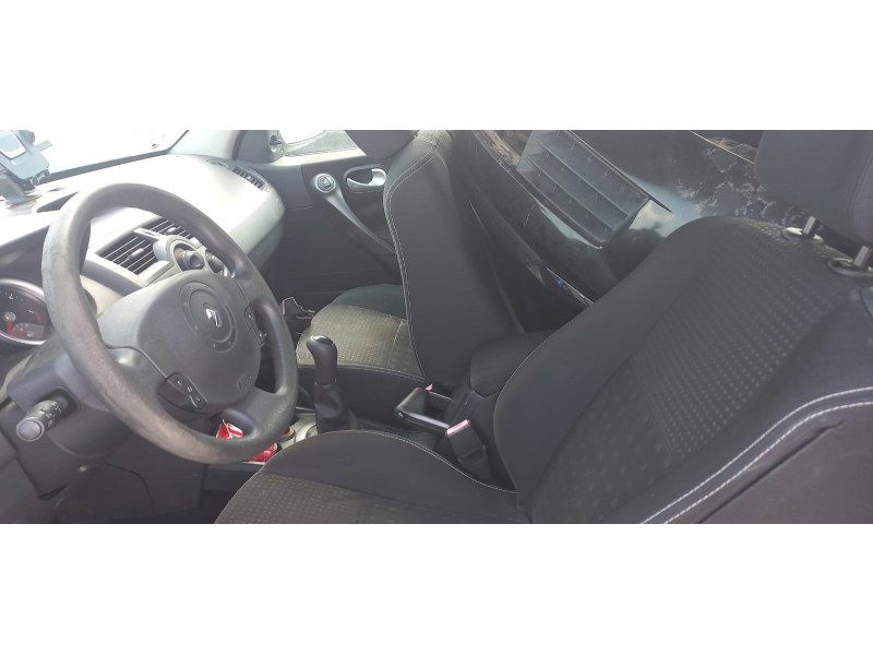 renault megane ii berlina 3p del año 2005