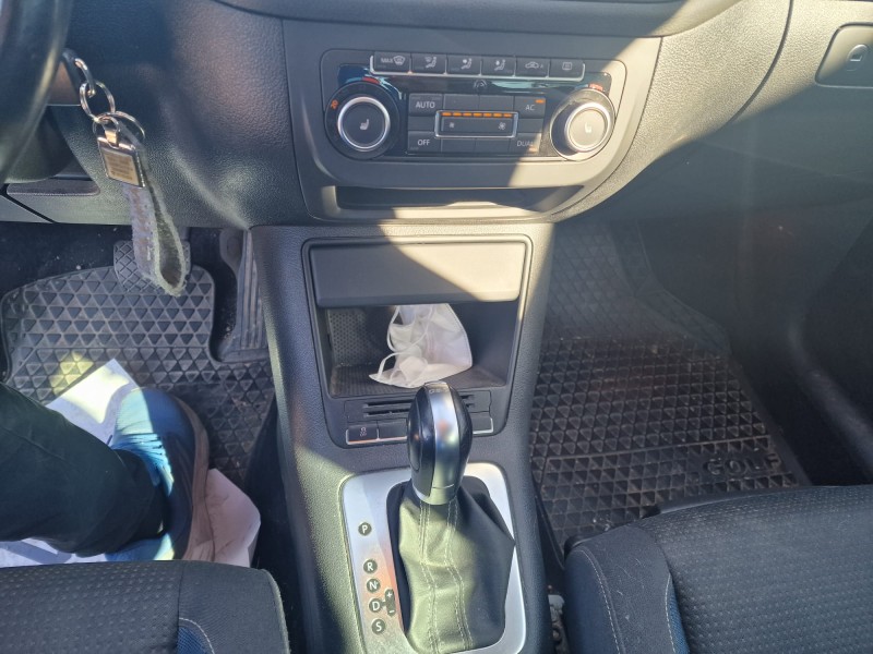 volkswagen golf plus (521) del año 2023