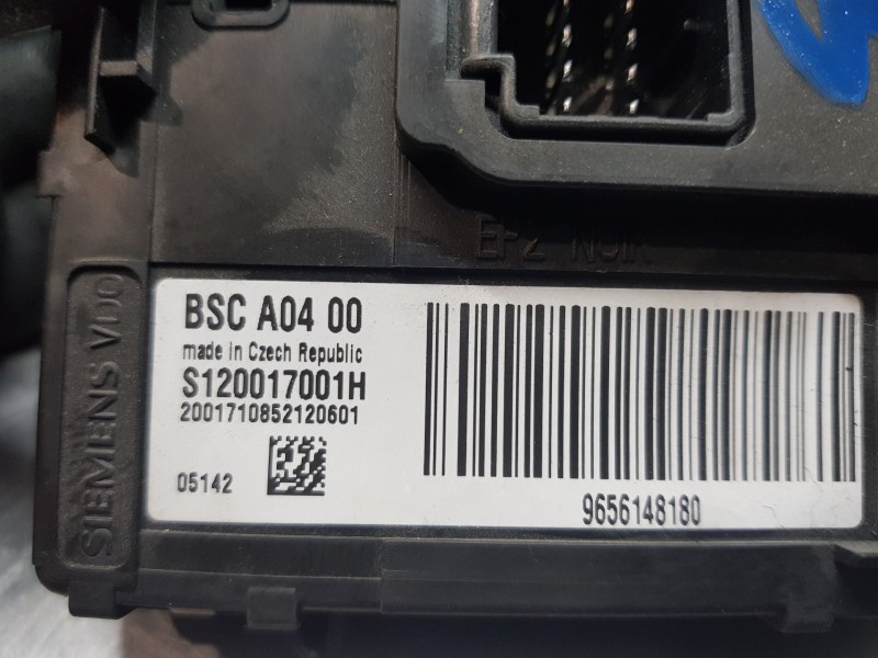 Recambio de caja reles / fusibles para peugeot 407 sw sport referencia OEM IAM 9656148180 S120017001H  Recambio de caja reles / fusibles para peugeot 407 sw sport referencia OEM IAM 9656148180 S120017001H