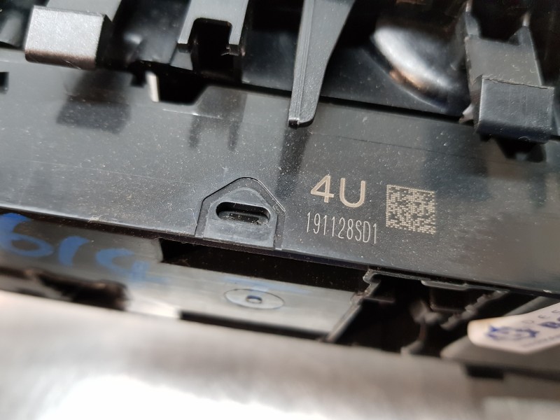 Recambio de mando elevalunas delantero izquierdo para nissan juke (f16) tekna referencia OEM IAM 254016PA1A   Recambio de mando elevalunas delantero izquierdo para nissan juke (f16) tekna referencia OEM IAM 254016PA1A