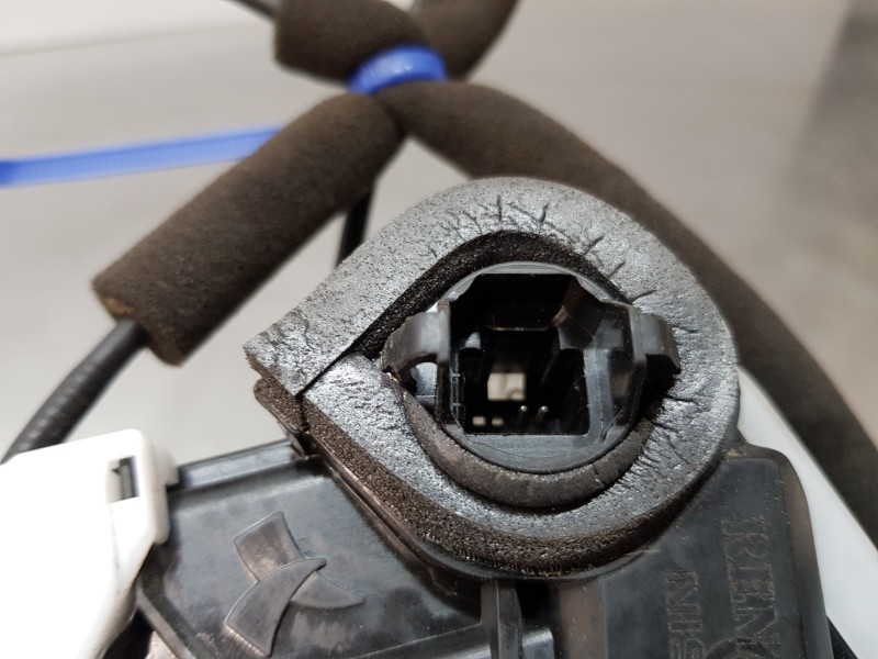 Recambio de cerradura puerta delantera derecha para nissan juke (f16) tekna referencia OEM IAM 805006PE0C 805006PE0C 