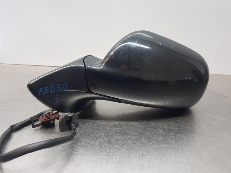 Recambio de retrovisor izquierdo para peugeot 407 sw sport referencia OEM IAM 8151GV  