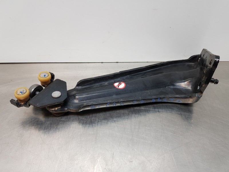 Recambio de bisagra de puerta para peugeot rifter acces referencia OEM IAM 9816965980  