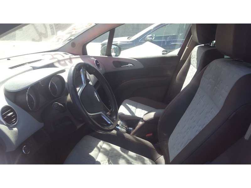 opel meriva b del año 2010