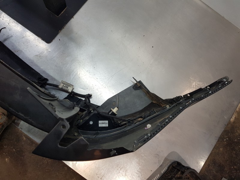 Recambio de paragolpes trasero para ford focus lim. ecoboost referencia OEM IAM 1877243 F1EB17906ABXWAA  Recambio de paragolpes trasero para ford focus lim. ecoboost referencia OEM IAM 1877243 F1EB17906ABXWAA