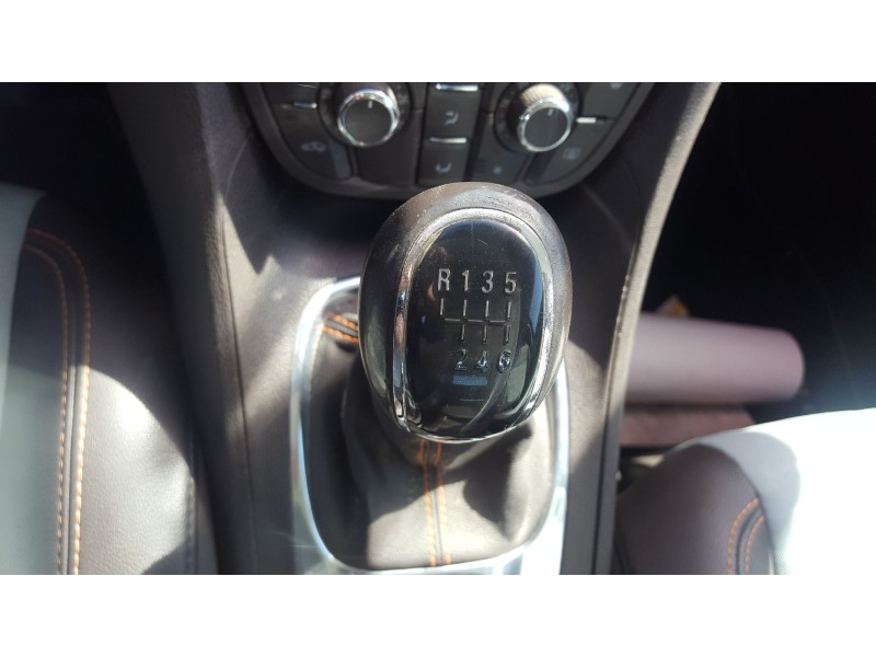 opel meriva b del año 2010