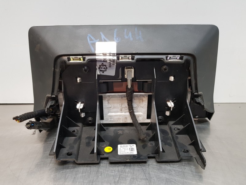 Recambio de pantalla multifuncion para peugeot rifter acces referencia OEM IAM 98162661ZD  