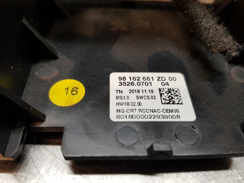 Recambio de pantalla multifuncion para peugeot rifter acces referencia OEM IAM 98162661ZD  