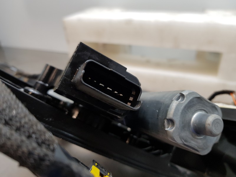 Recambio de elevalunas delantero derecho para peugeot rifter acces referencia OEM IAM 9830335980 9829505680 