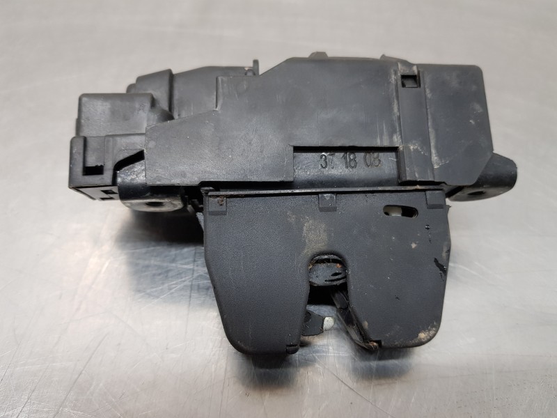 Recambio de cerradura maletero / porton para peugeot rifter acces referencia OEM IAM 8719G8  